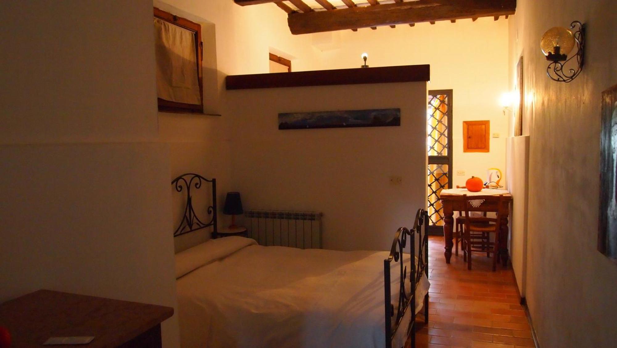 Agriturismo La Terra Valiano Oda fotoğraf